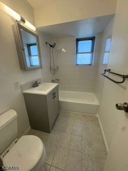 Building Photo - 1007 Unicorn Way