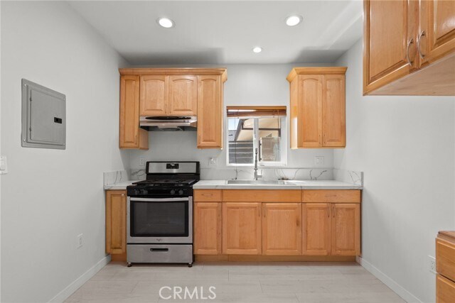 Building Photo - 7815 Allott Ave