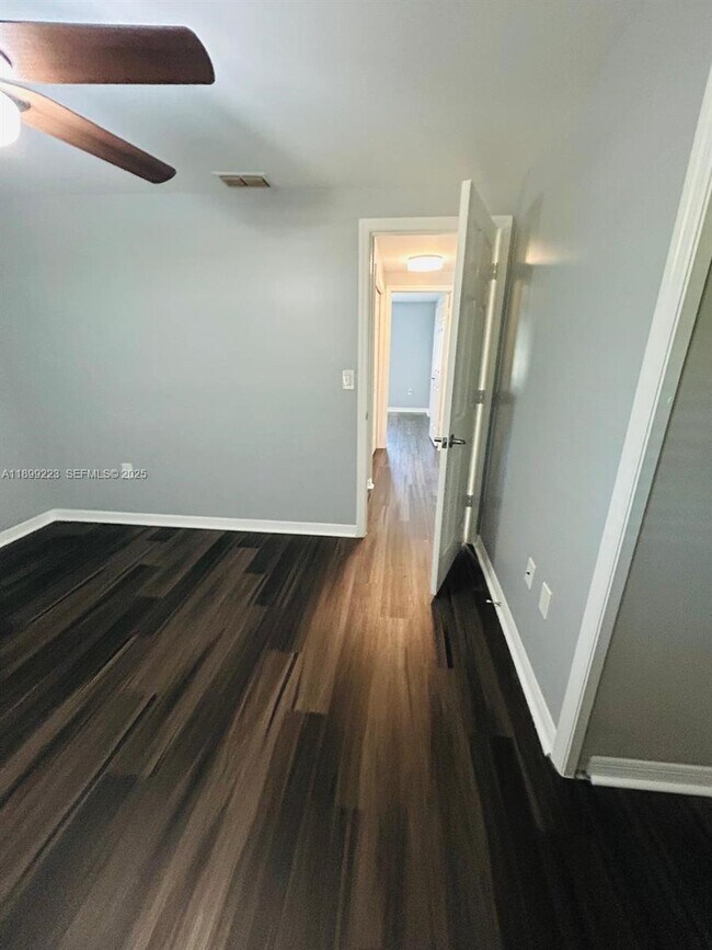 Building Photo - 2013 Finland Dr