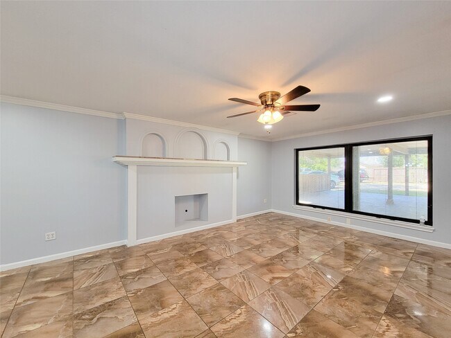 Building Photo - 12934 Ivydale Dr