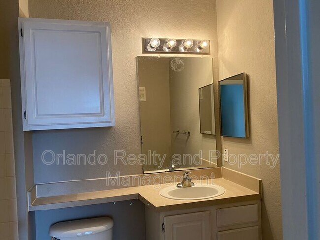 Building Photo - 8803 Dunes Ct