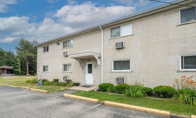 Building Photo - 4113 Telegraph Rd