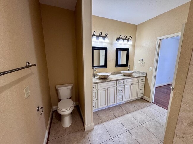 Building Photo - 130 Gulf Terrace Ln