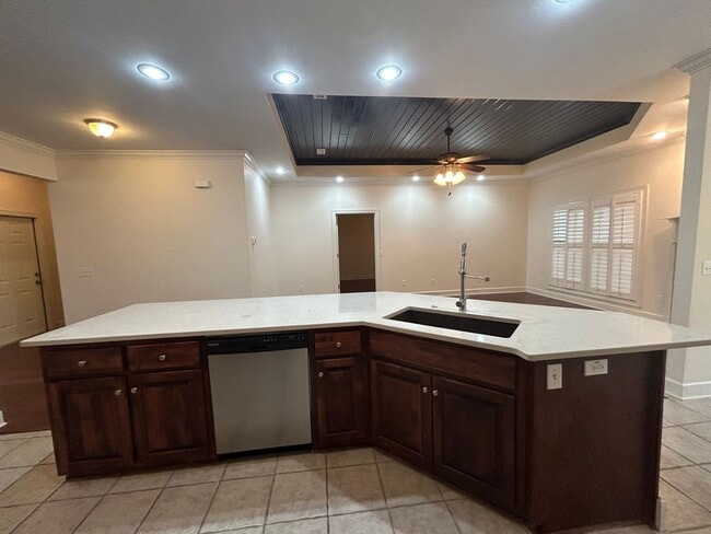 Building Photo - Tartan Pines, Rosemount Court, Enterprise, AL
