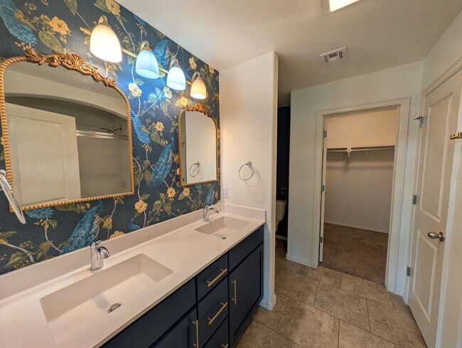 Building Photo - Chic 3 bedroom in Jenks with neighborhood park