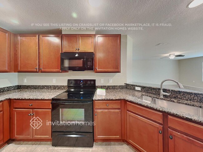 Building Photo - 240 Star Shell Dr