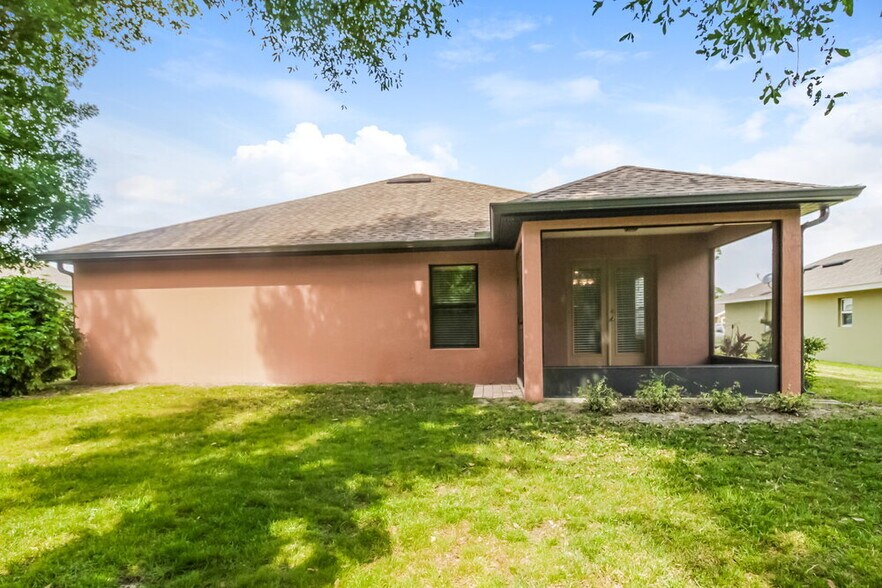 Building Photo - 348 Ashton Woods Ln