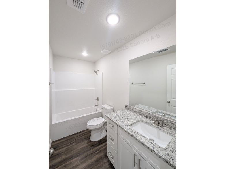 Building Photo - 1316 Sonora Rd