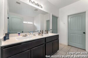 Building Photo - 1367 Fall Cover St