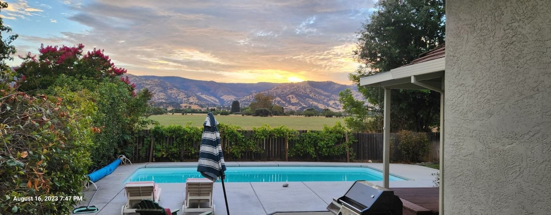 Building Photo - 848 Granada Ln