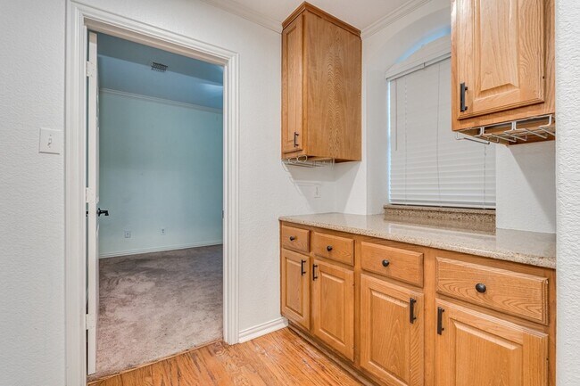 Building Photo - 3829 Bonita Dr