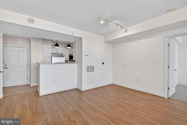 Building Photo - 555 Massachusetts Ave NW