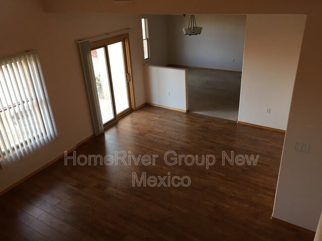 Building Photo - 828 Kipuka Dr NW