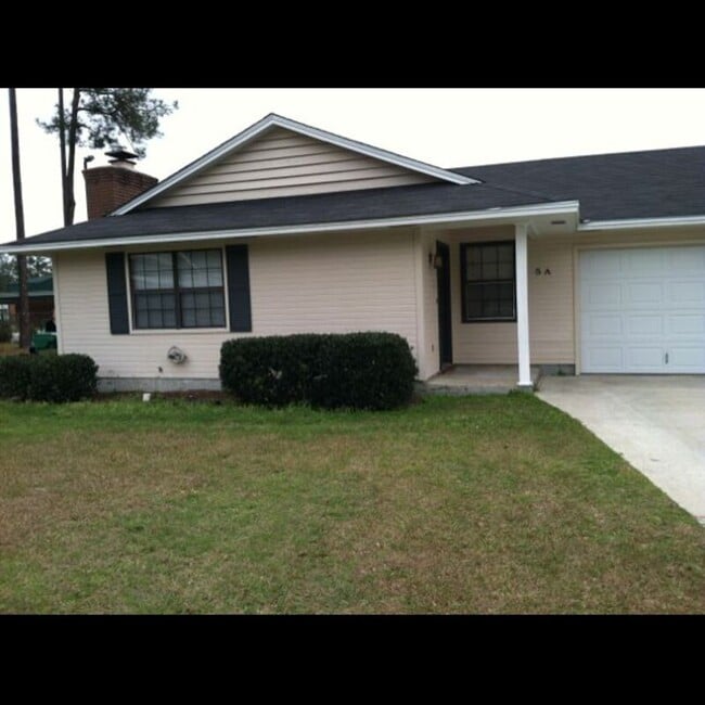 Building Photo - 273 Norman Dr