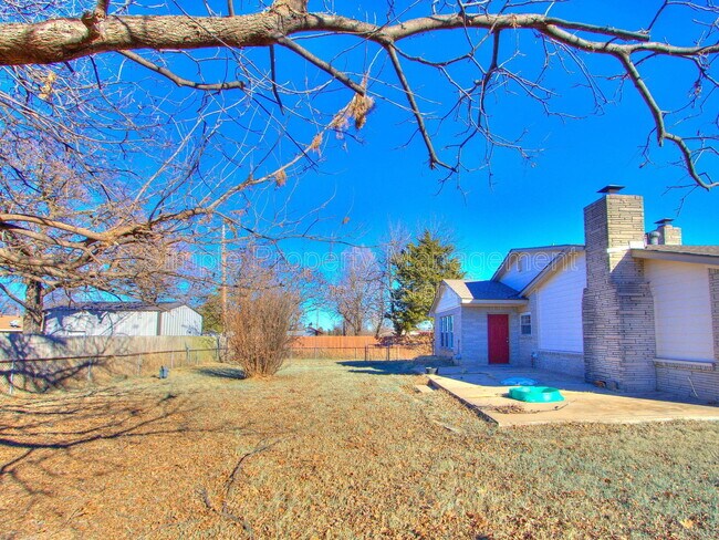 Building Photo - 921 Harrison St