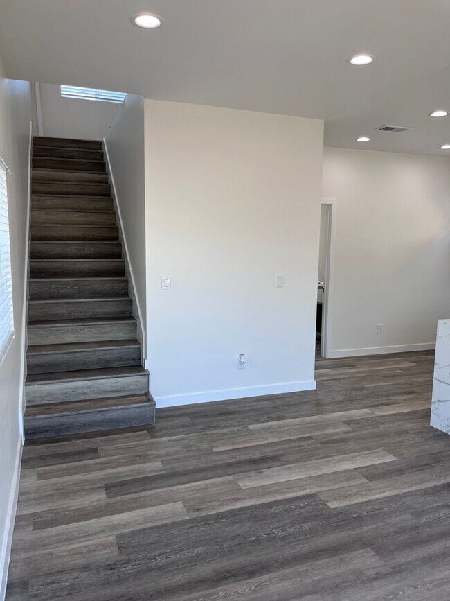 Building Photo - 5215-5217 Catoctin Drive