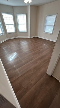 Building Photo - 1039 Maryland Ave