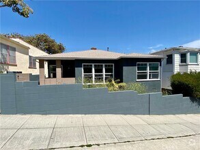 Building Photo - 220 4th Ave