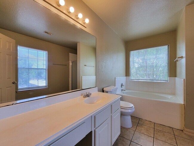 Building Photo - 21807 Aspen Mist Ln
