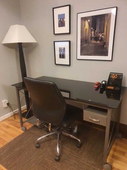 Building Photo - 812 Capitol Hts