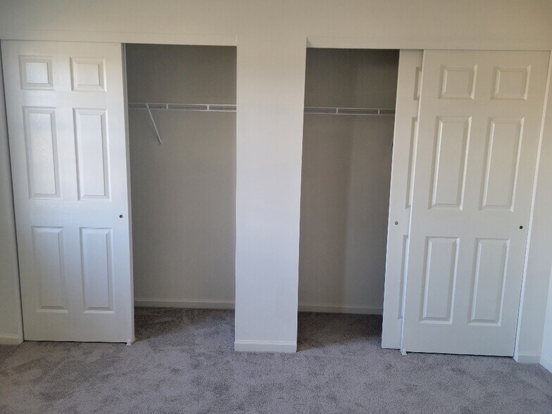 Building Photo - 1112 Fredrick Blvd