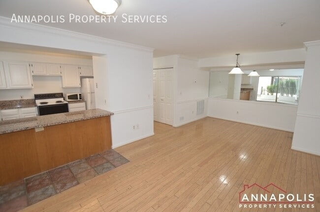 Building Photo - 934 Bay Ridge Ave