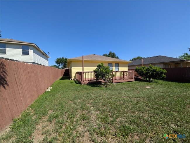 Building Photo - 369 Starling Creek