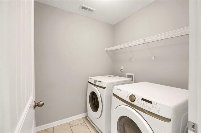 Building Photo - 811 Mason Grove Pkwy