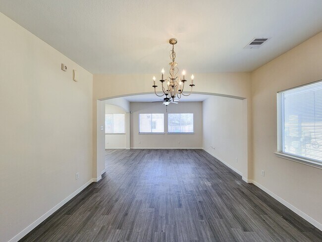 Building Photo - 21818 Grassy Hill Ln