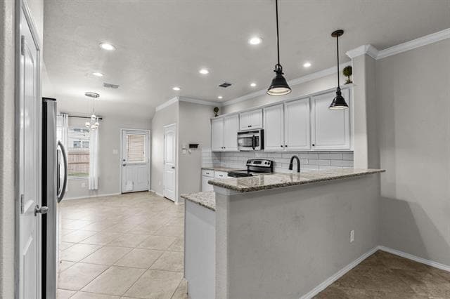 Building Photo - 9005 Holliday Ln