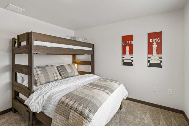 Building Photo - 2942 W Babcock St