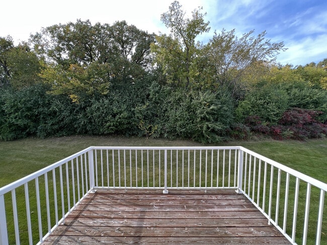 Building Photo - 15212 Maryland Ave