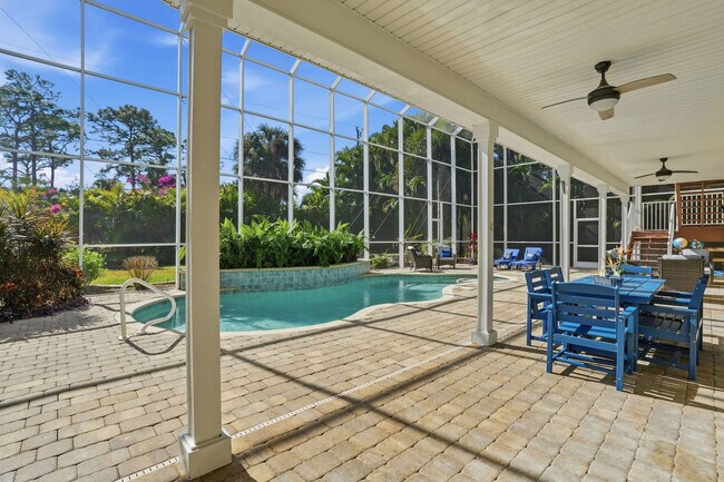 Building Photo - 3011 Pine Tree Dr