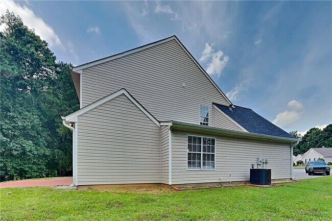 Building Photo - 2489 Heatherton Ct