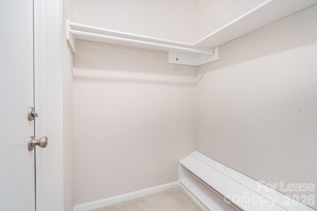 Building Photo - 8005 Horse Chestnut Ln