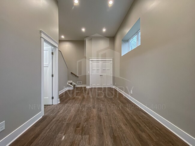 Building Photo - Be the First to Live in These Brand-New Luxury Homes — Now Pre-Leasing in Pittsburgh