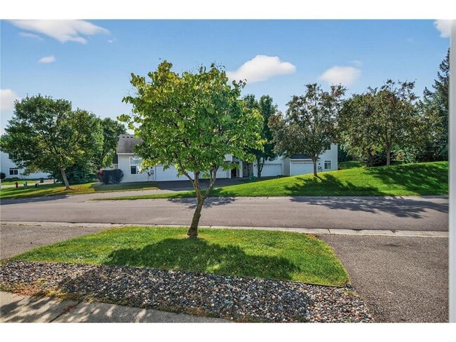 Building Photo - 8983 Sawgrass Glen N