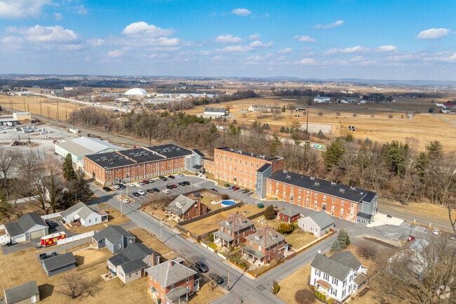 Aerial Photo - Tobacco Road Apartments