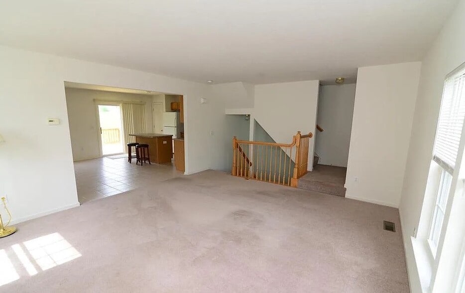 Living Room - 455 Madison Dr