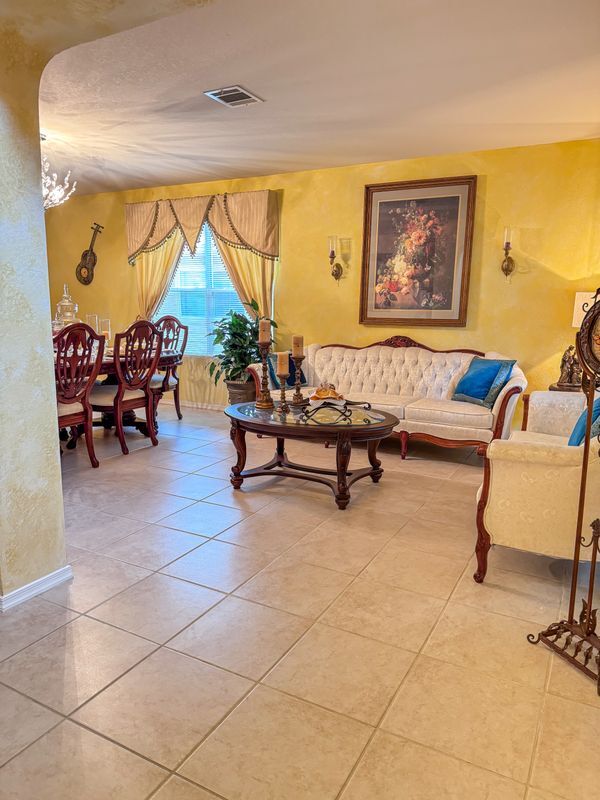 Building Photo - 7419 Tranquillo Way