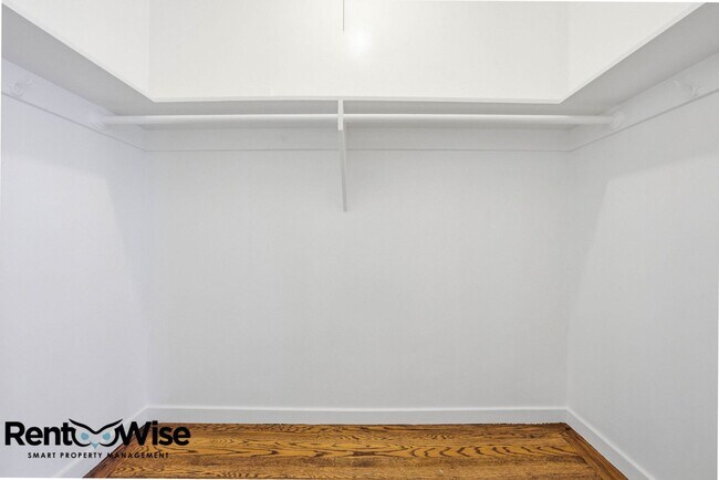 Building Photo - 53 Stanyan St