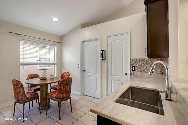 Building Photo - 3929 Washburn Pl