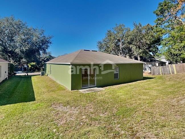 Building Photo - 784 Lake Doe Blvd