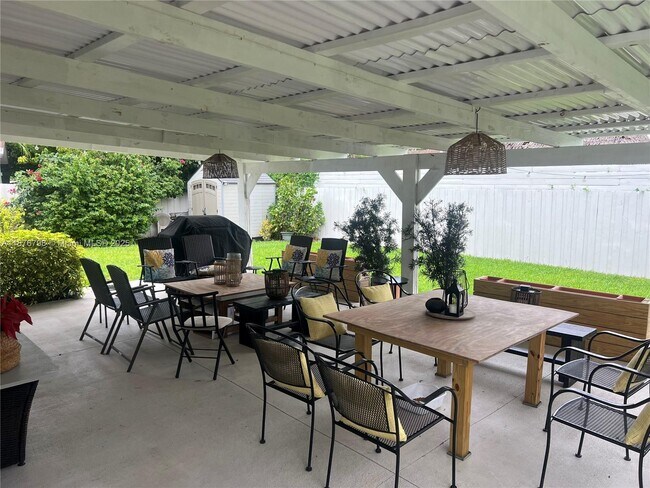 Building Photo - 15341 SW 307th Rd