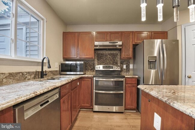 Building Photo - 13115 Quail Creek Ln