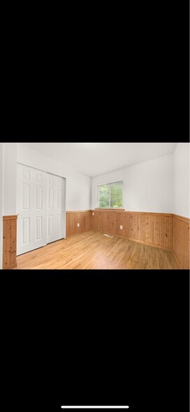 Building Photo - 1470 Sweetbay Dr