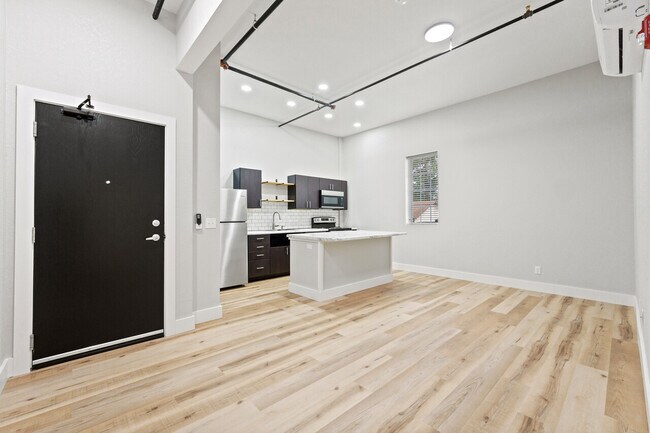 Building Photo - Library Lofts