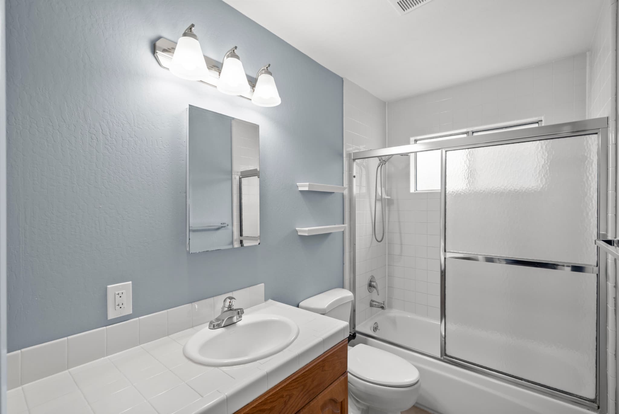 Building Photo - 3439 Payne Ave