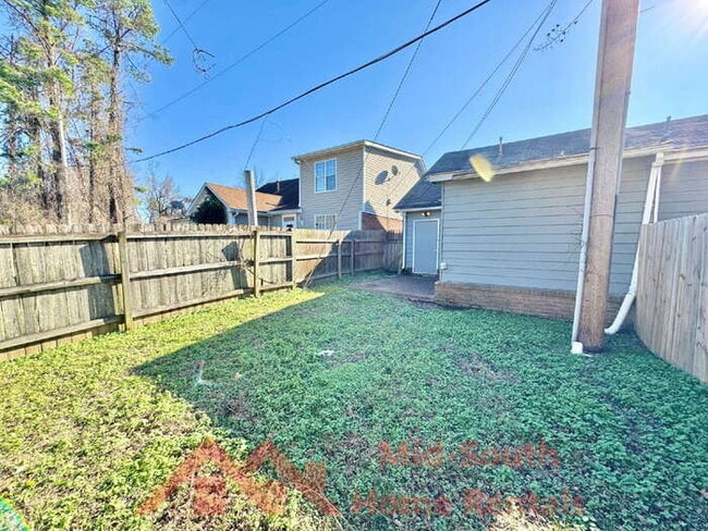 Building Photo - 5528 Ginners Dr