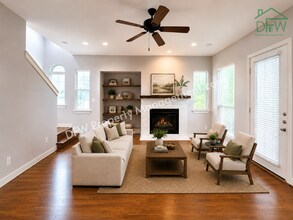 Building Photo - Luxury Renovated Townhome with Rooftop Skyline Views | Walk to Restaurants, Parks & More